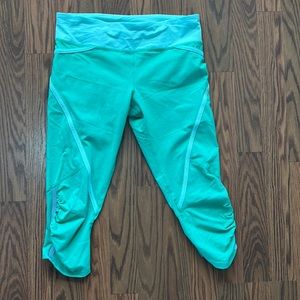 Lululemon crop leggings
